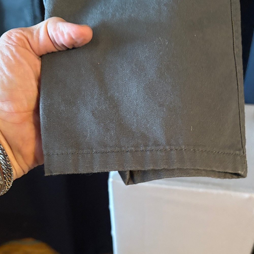 Patagonia Men's Gray Chinos - Picture 7 of 13